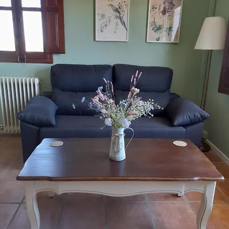 Bed & Breakfast Els Canterers 3*